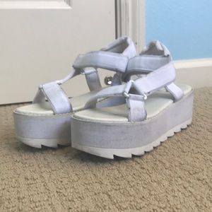 YRU Platform Sandals